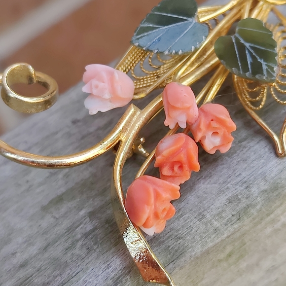 Vintage Coral And Jade Rose Brooch - Picture 7 of 8